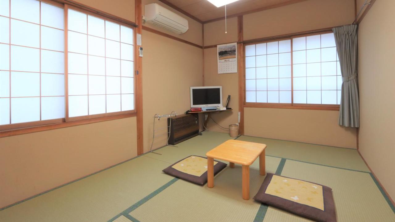 Minshuku Iwatakan Takayama  Extérieur photo