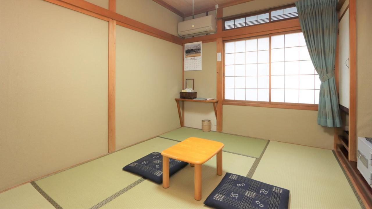 Minshuku Iwatakan Takayama  Extérieur photo