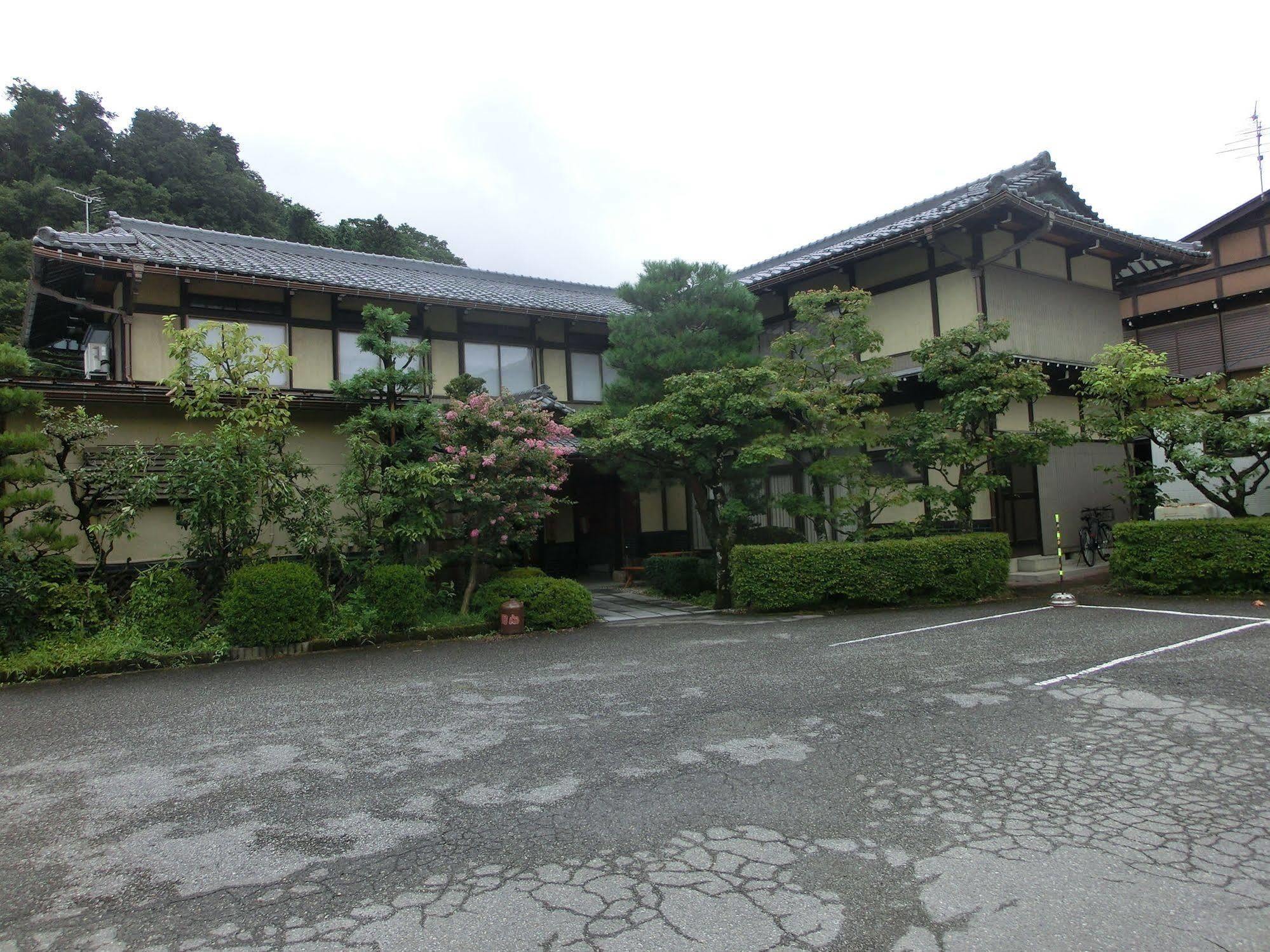 Minshuku Iwatakan Takayama  Extérieur photo