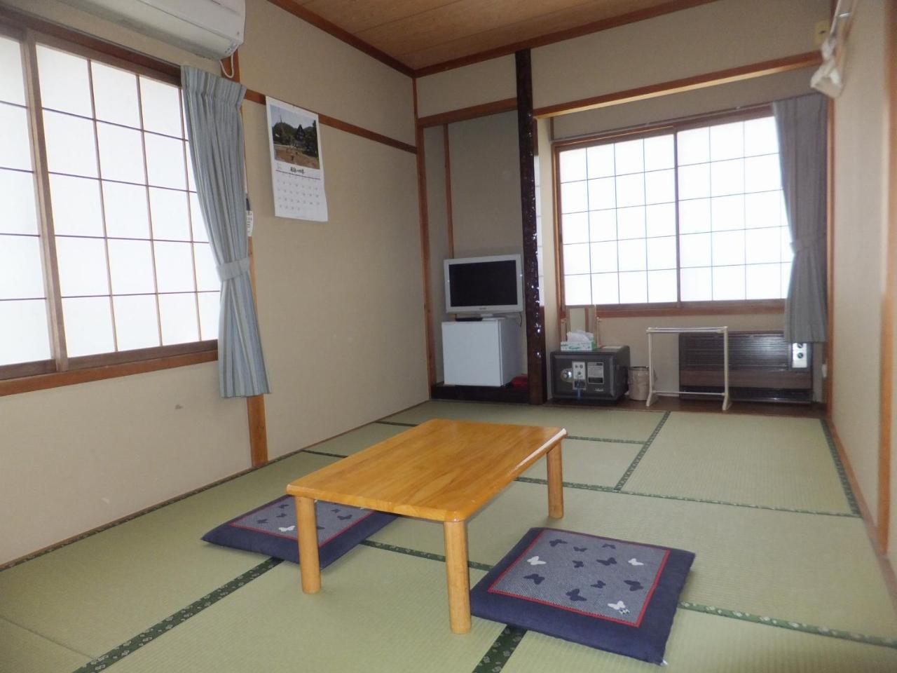 Minshuku Iwatakan Takayama  Extérieur photo