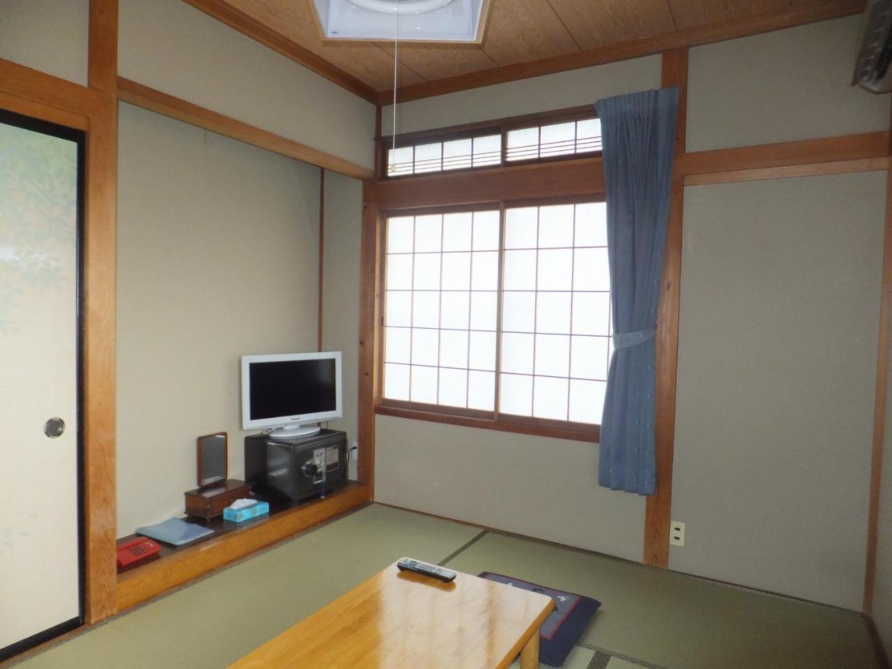 Minshuku Iwatakan Takayama  Extérieur photo